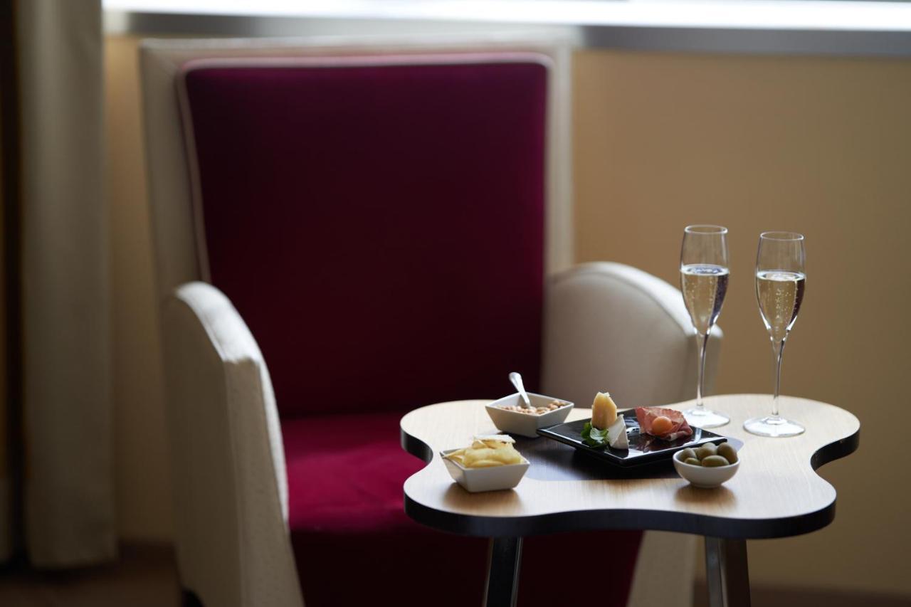 Una Hotels Malpensa Cerro Maggiore Ngoại thất bức ảnh