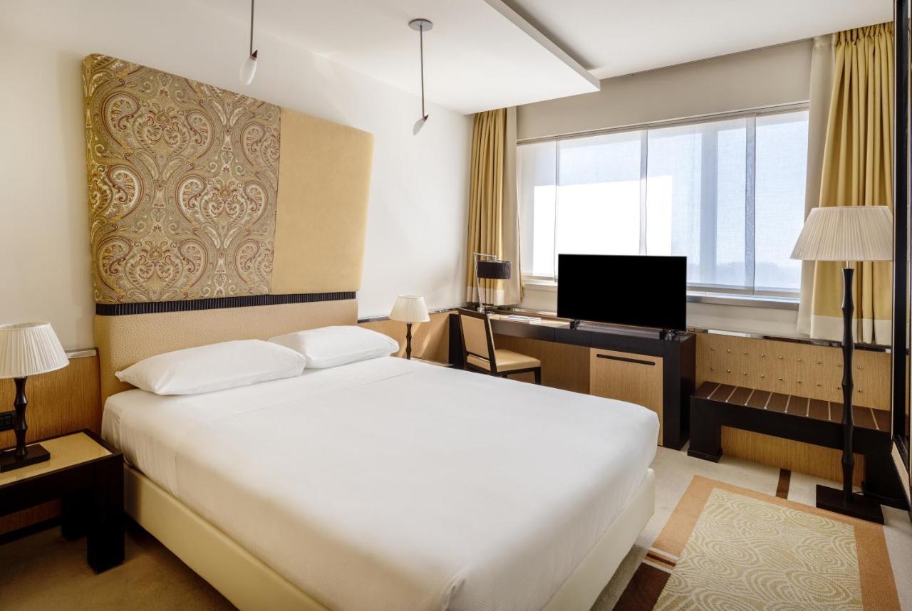 Una Hotels Malpensa Cerro Maggiore Ngoại thất bức ảnh